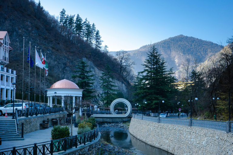 Tbilisi: 5-Day Private Guided Tour with Wine Tasting