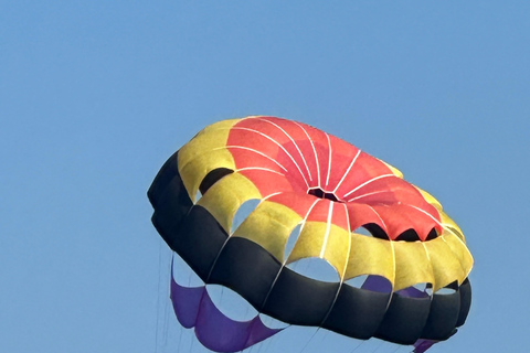 Santorini: Experiencia ParasailingPerissa,Perivolos,St.George