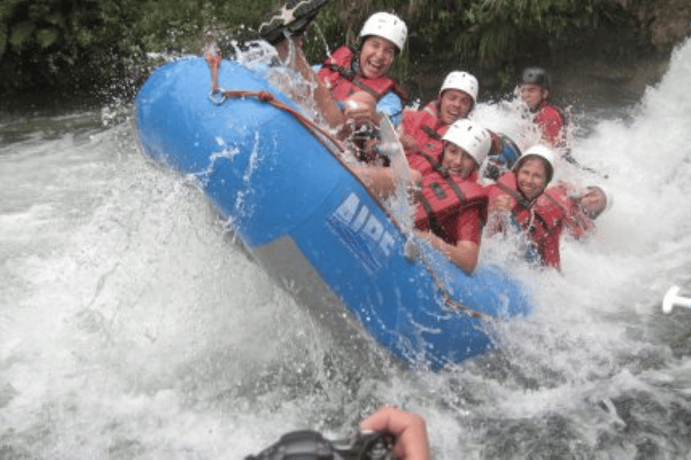 San Cristóbal: 3-tägige Rafting Tour mit Wasserfällen und RuinenKabine mit eigenem Bad