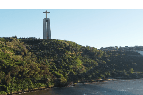 Tour en bateau en catamaran à Lisbonne - Voilier de luxeExcursion en bateau à Lisbonne - Voilier de luxe