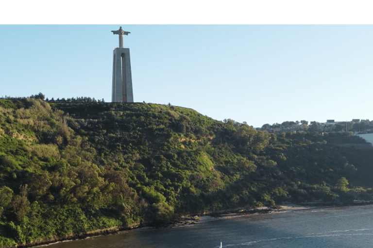 Tour en bateau en catamaran à Lisbonne - Voilier de luxeExcursion en bateau à Lisbonne - Voilier de luxe