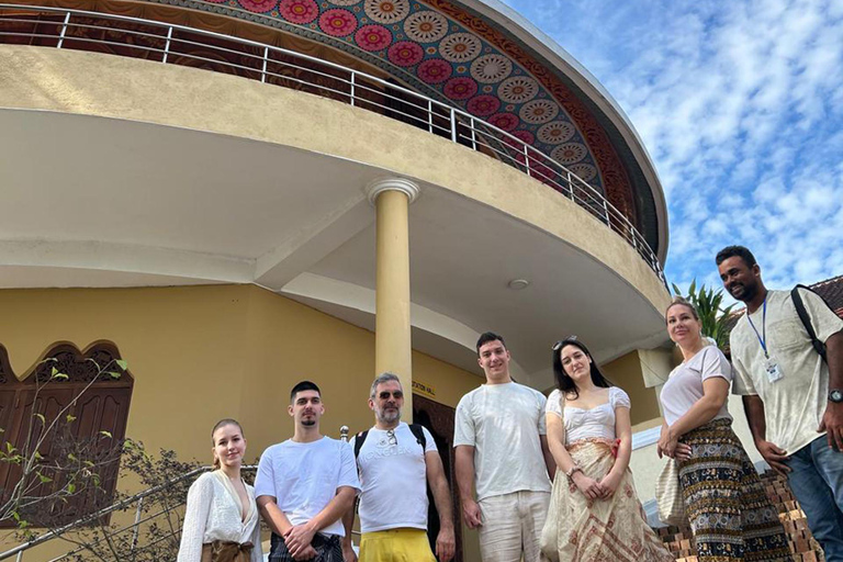 From Kandy to Nuwara Eliya & Moon Plains – Tuk‑Tuk Day Tour From Kandy: Moon Plains Highlands Viewpoint Experience