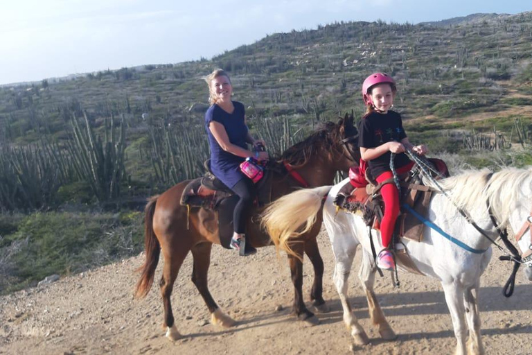 Excursión a Caballo a la Laguna Oculta de Aruba