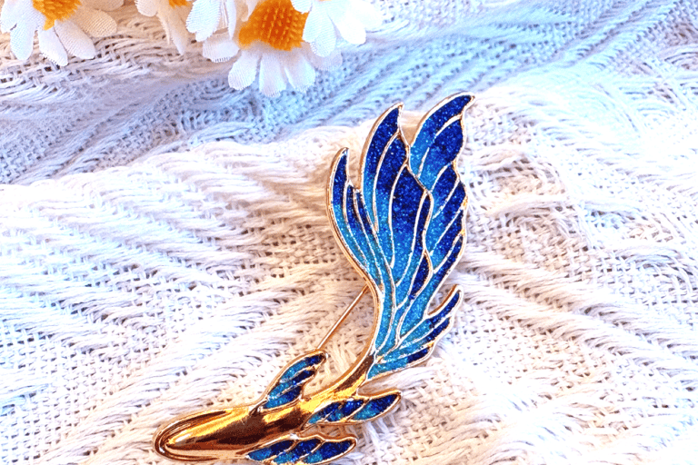 Guangzhou: Cold Enamel Brooch DIY Experience in Yongqingfang