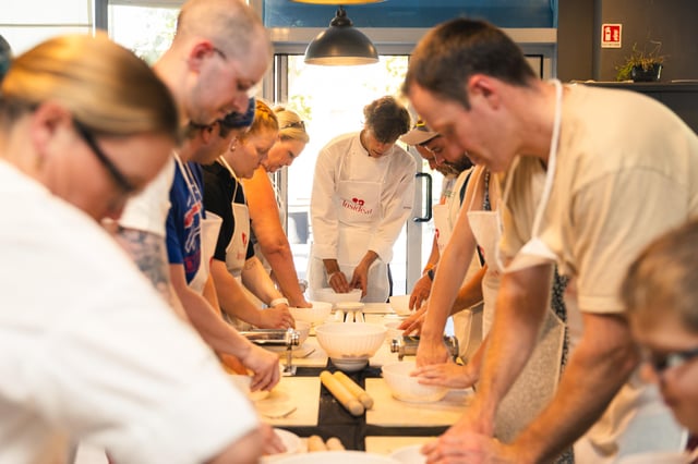Rome: Pasta, Ravioli &amp; Tiramisu Class with Unlimited Wine