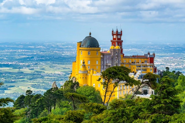 Sintra Express: Pena Park (Tickets included) + Cabo da Roca + Cascais