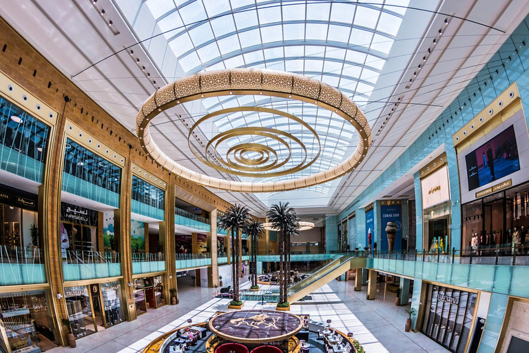 جولة تسوق وترفيه في الدوحة مول