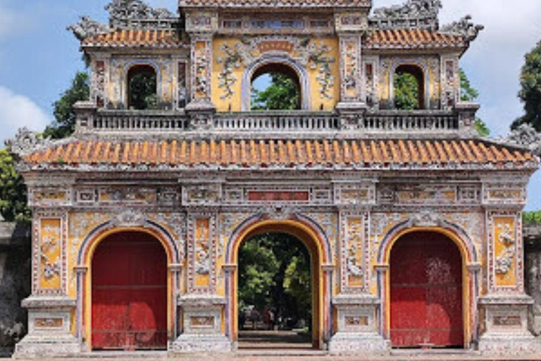 Jeep & Train Journey: Explore Huế, Hai Van Pass, & Lăng Cô