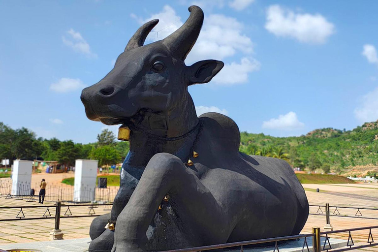 Lepakshi Temple & Adiyogi Statue Day Trip from Bangalore