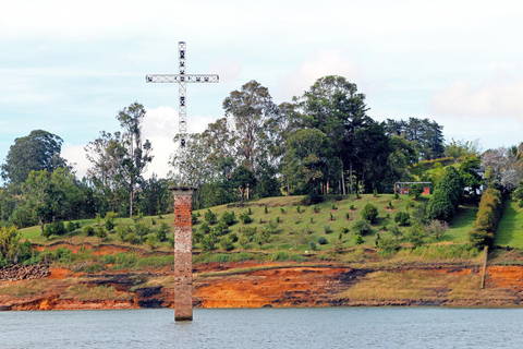 Tour privato di mezza giornata alla Pietra di Peñol da Medellin