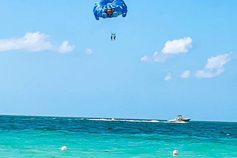 Aventure et transport en parachute ascensionnelDepuis Montego Bay