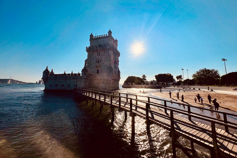 Lisbon: Tuk Tuk Private Tour With Free Polaroid Photos Lisbon: Old town Tuk Tuk Tour (60min)