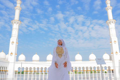 Från Dubai: Abu Dhabi Sheikh Zayed-moskén och Qasr Al Watan