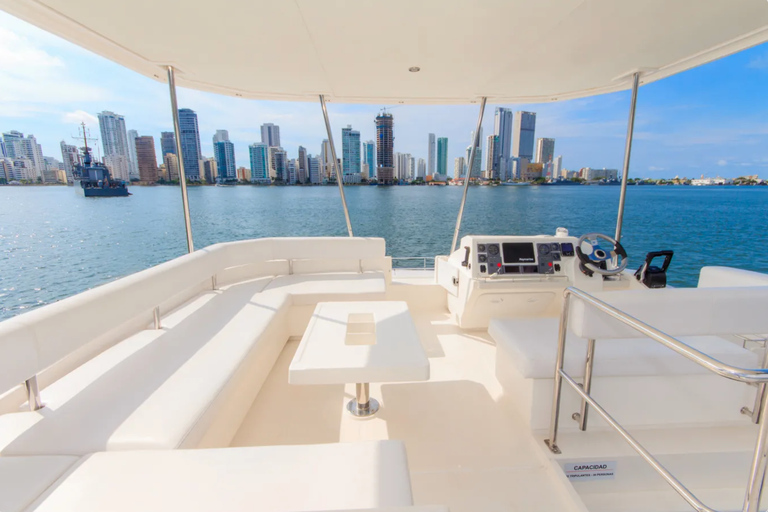 Kartagena: rejs katamaranem 43 Leopard po wyspach RosarioKartagena: 8-godzinny rejs katamaranem Leopard 43 po wyspach Rosario