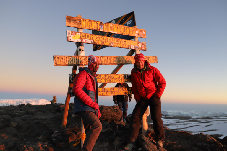 Kilimandjaro : Participez à l&#039;excursion de 6 jours au Kili via la route de Marangu