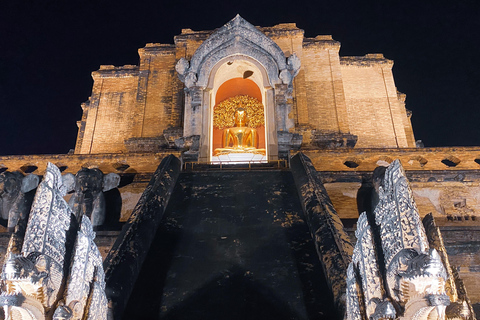 Chiang Mai: Temples & Old City Hidden Gems with local guide Private Tour (with transfer)