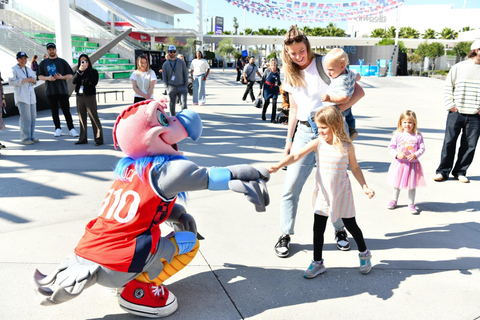 Los Angeles: Intuit Dome Tour LA Clippers Behind the Scenes