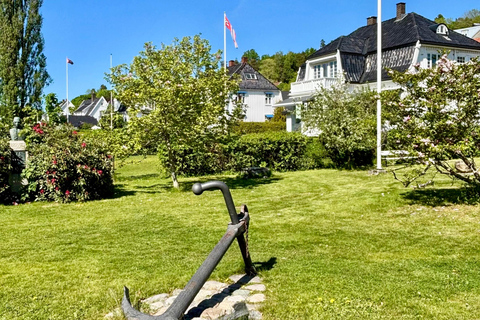 From Oslo: Drøbak and Oscarsborg Fortress Day Trip