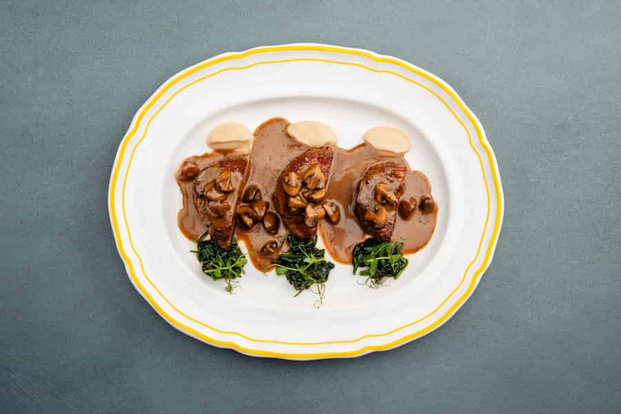 Sphere Tim Raue Vegan 3-Gänge-Menü Ticket. Foto: GetYourGuide Sphere Tim Raue Vegan 3-Gänge-Menü Ticket. Foto: GetYourGuide