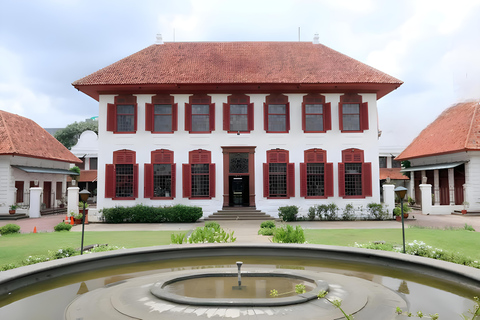 Jakarta Hidden Stories: Old Town, Chinatown & Harbor Walk Standard Story Tour