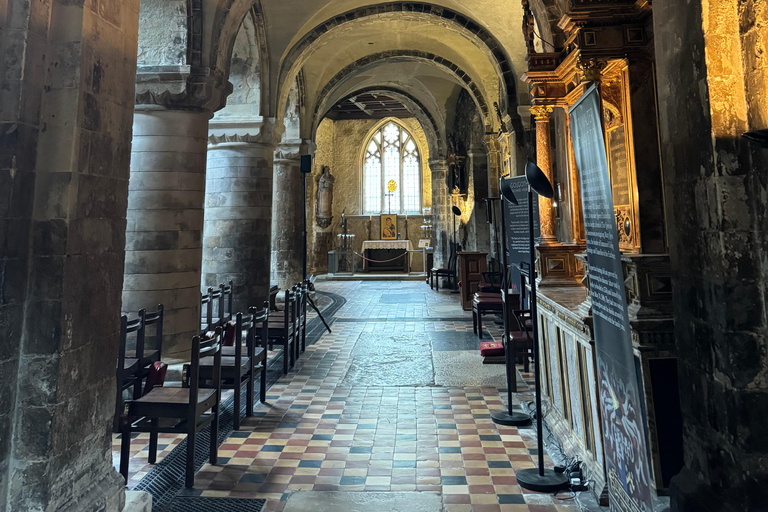 London: Medieval Tales and Martyrs Walking Tour