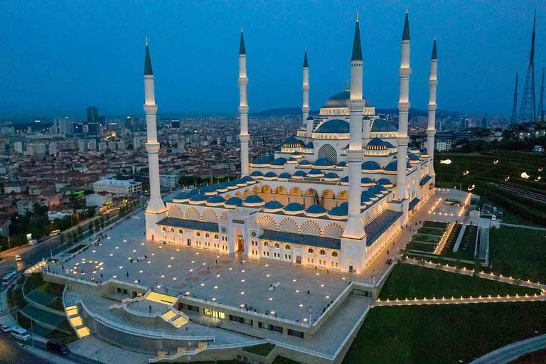 Istanbul: Asian Side Tour with Camlica Mosque & Lunch