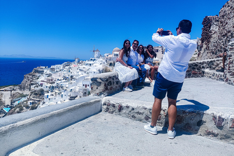 Santorini: Tour privato di un giorno intero con una guida locale