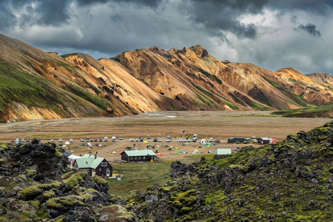 Reykjavik: Landmannalaugar 4x4 Minibus & Hot Spring Tour