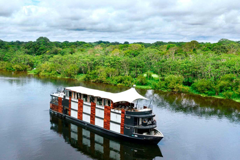 Au départ d&#039;Iquitos || Croisière de 4 jours / 3 nuits sur l&#039;Amazone et l&#039;Ucayali ||