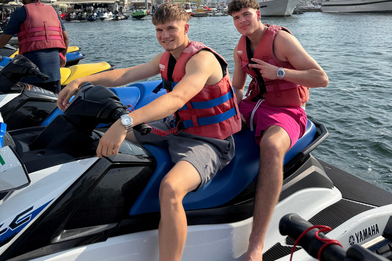 迪拜：体验摩托艇畅游阿拉伯酋长酒店+图片&amp;视频30分钟喷气式摩托艇前往帆船酒店