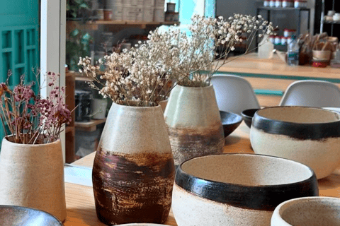 Las Palmas: Pottery Wheel Class with Materials