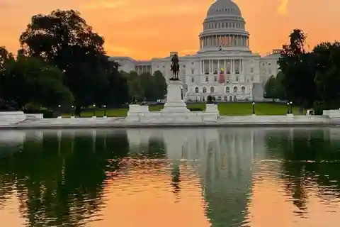 Capitol Hill Guided Tour with Entry Tickets (Early Access)