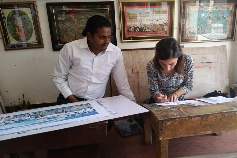 Udaipur: Traditional Miniature Painting Class