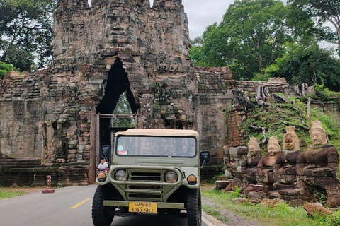 Siem Reap : Visite du complexe des temples d&#039;Angkor en jeepComplexe des temples d&#039;Angkor Circuit en jeep de l&#039;armée américaine