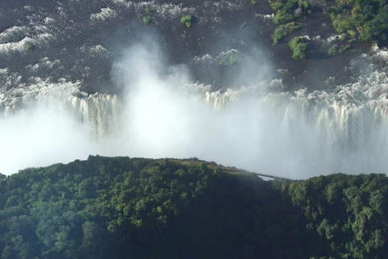 Aventura de lujo de un día en las cataratas Victoria con vuelo en helicóptero
