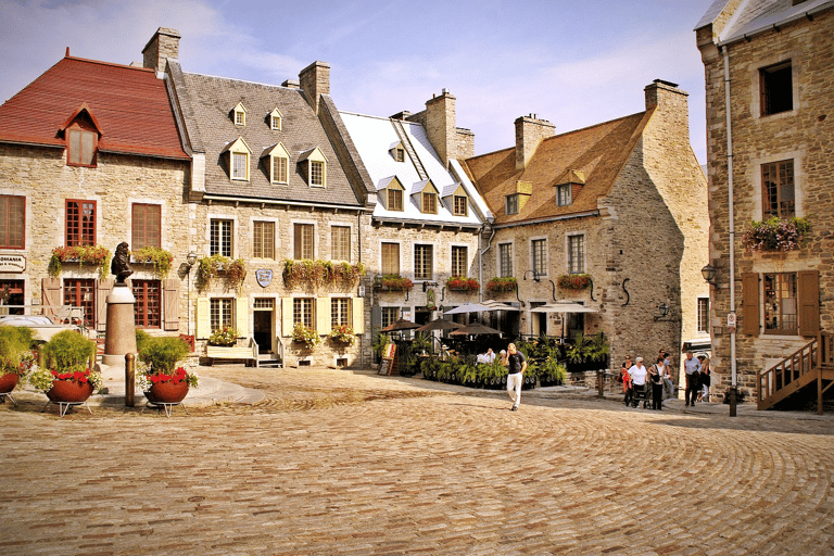 From Montreal: Quebec City Day Trip with Free Pickup