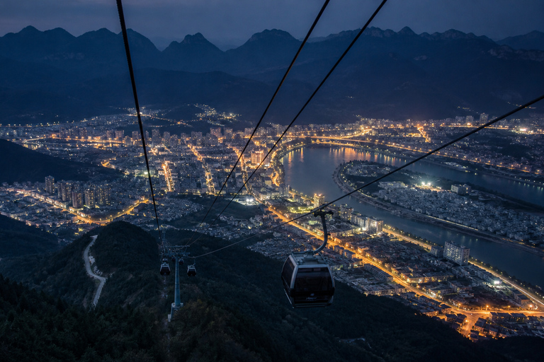 Tianmen Mountain: E-Ticket & Multilingual Guide Options Route A: City Cableway Up & Express Cableway Down