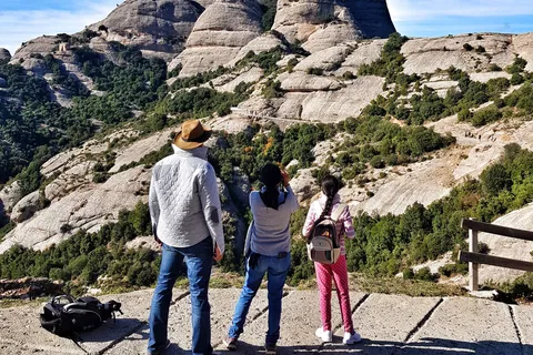 Barcelona: Montserrat Private Tour for Families with Pickup