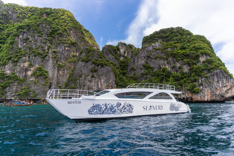 Phuket: dagtrip Phi Phi-eilanden per luxe catamaranGroepsreis