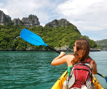 Vang Vieng: Tirolina, Tubo cavernoso, Senderismo, Kayak y Laguna Azul