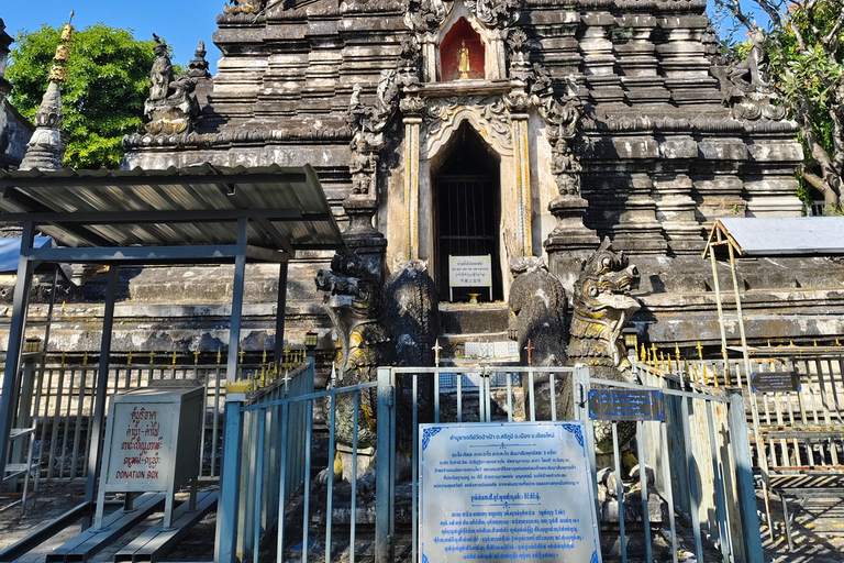 Chiang Mai: Temple & Meditation Walking Tour with Ex-Monk 2