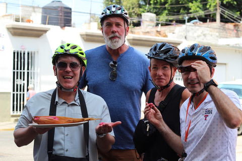 Passeio gastronómico de bicicleta eléctrica por Oaxaca.