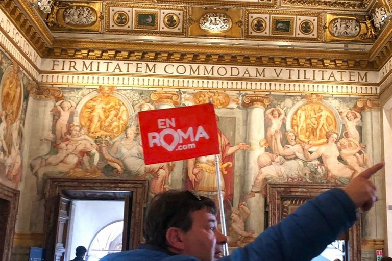 Roma: Tour dei Musei Vaticani con ingresso prioritario con accesso alla basilicaTour pomeridiano in spagnolo