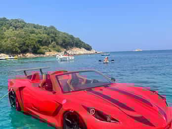 Ksamil: esperienza in auto a reazione e brividi ad alta velocità