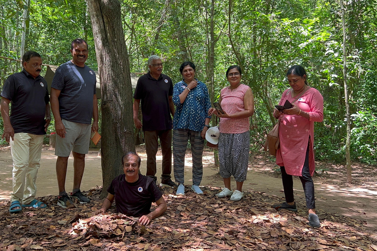 Cu Chi Tunnels Privat tur från Ho Chi Minh CIty med bil