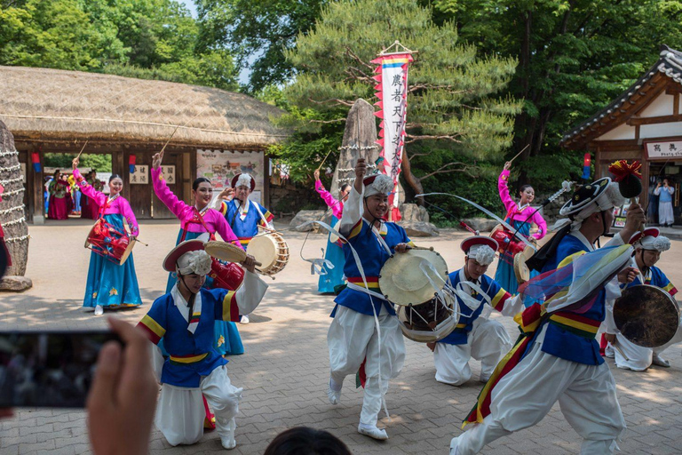 Forteresse de Hwaseong+Village folklorique coréen+Bibliothèque de StarfieldLieu de rendez-vous : Sortie n°2 de la gare de Myeongdong