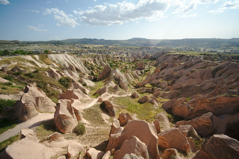 Cappadoce : Randonnée dans la vallée des roses et la vallée rougeCappadoce : Randonnée dans la vallée des roses