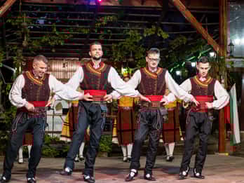 Sunny Beach : spectacle folklorique dans un village bulgare avec dîner