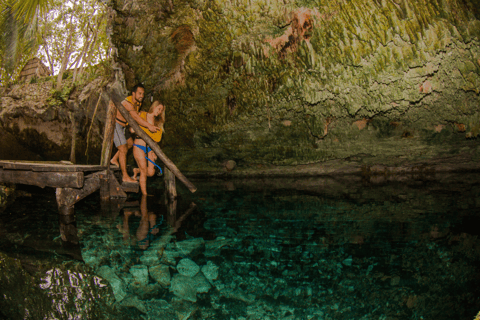 Tulum: Highlights tour with cenote & jungle village. German tour guide. Tulum highlights half-day option with pick-up available from Cancun area