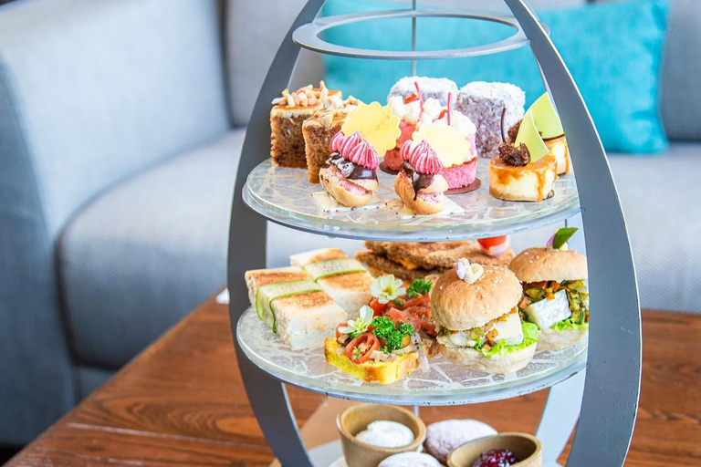 Colombo Luxury High Tea Day Tour From Negombo All-Inclusive